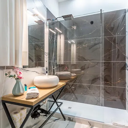 Apartament Iflat Monti Brand New Spacious & Comfortable Gem